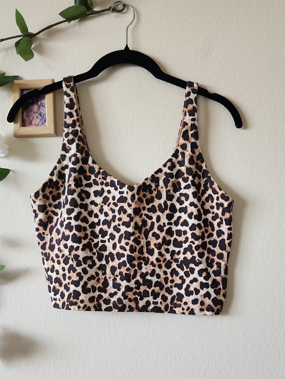 aerie - Like New Leopard Print Low Key Longline Sports Bra - L